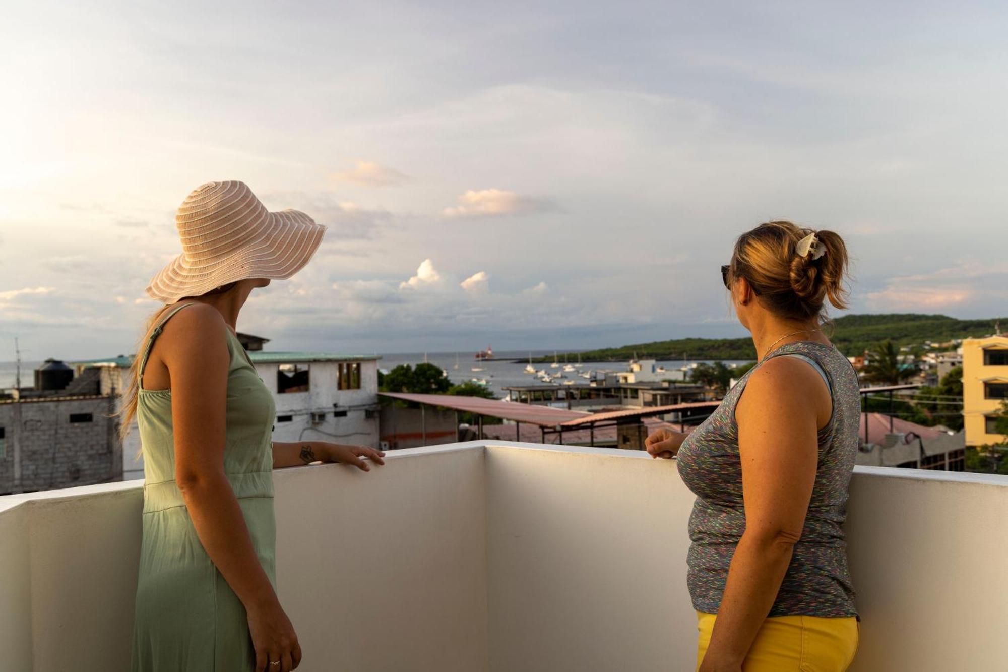 Galapagos Planet Hotel Puerto Baquerizo Moreno Zewnętrze zdjęcie